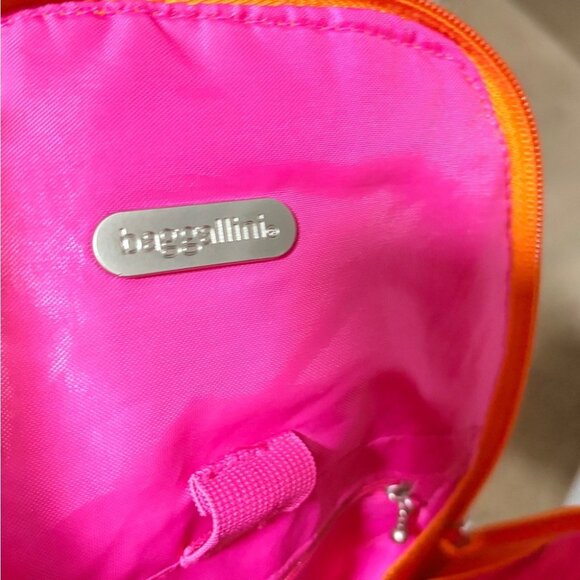 Baggallini Bright Orange Backpack Travel Convertible Organized Ladies Bag Purse - Picture 5 of 6